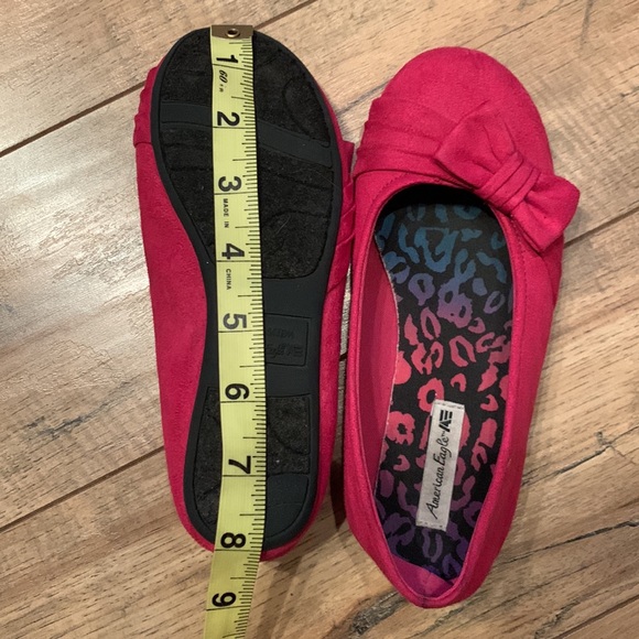 American Eagle hot pink flat shoes - Picture 10 of 10